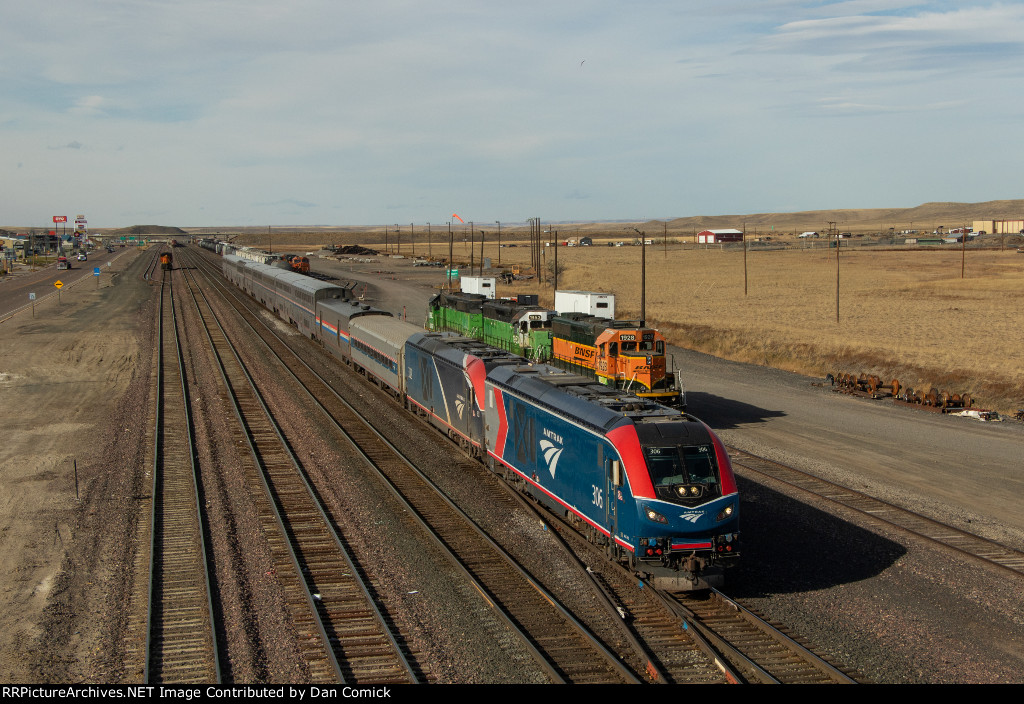 Amtrak #8 at Shelby